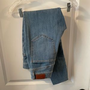 Express Women’s Cropped Skinny High Rise Jeans